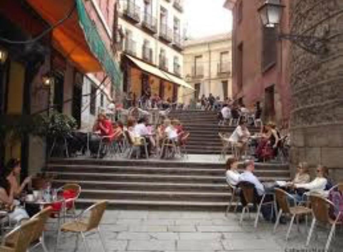 Apartamento Vip III En Madrid Centro Exterior photo